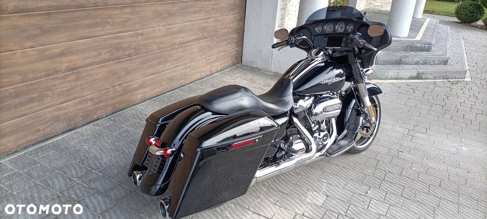 Harley-Davidson Touring Street Glide - 6