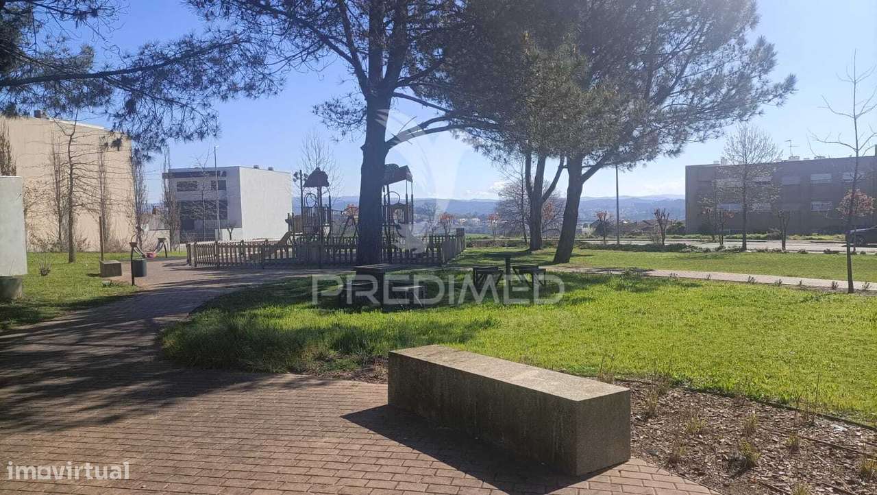 Terreno para construção de moradia no Casal, S. Mamede Coronado - Grande imagem: 4/8