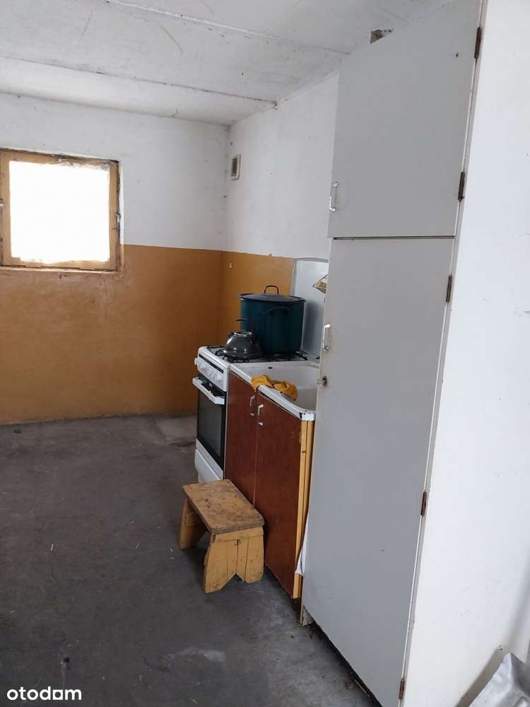 Dom z ziemią rolną .-10