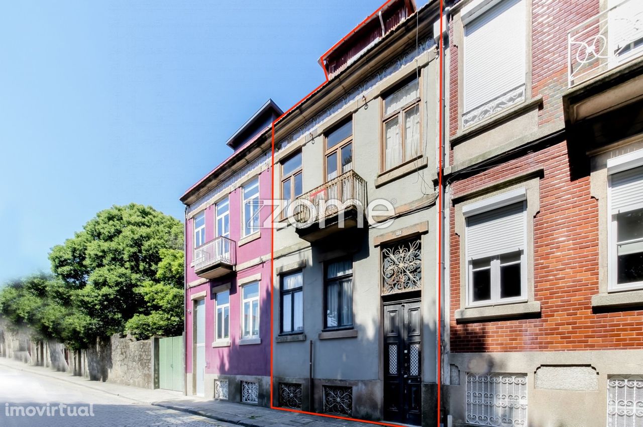 Prédio no Centro do Porto, Bonfim.