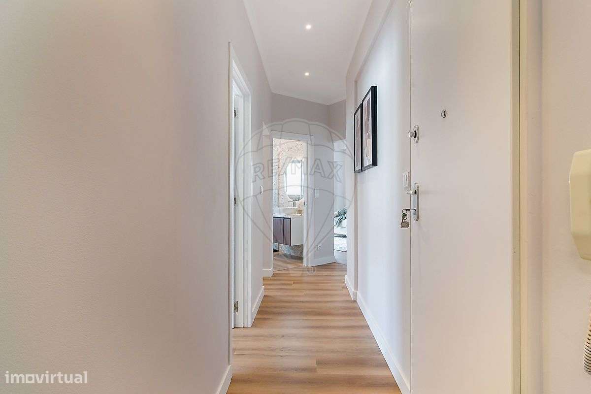 Apartamento T2 para arrendamento - Grande imagem: 2/21