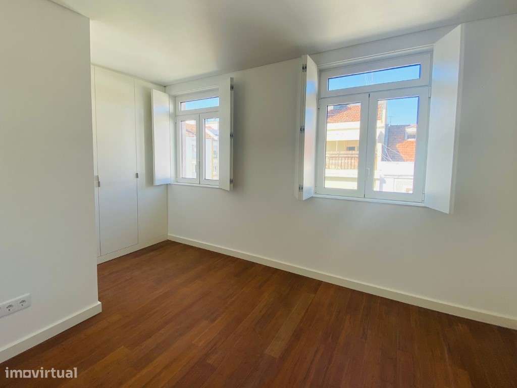 Apartamento T2, varanda, Anjos Lisboa-7