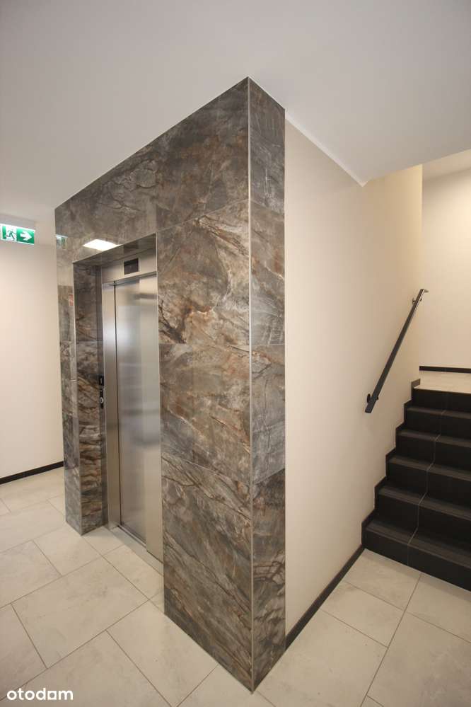 Krzyki/Borek/ŚlężnaVita,3pok,tarasSE,1piętro,garaż,komórka,winda,2024r-4