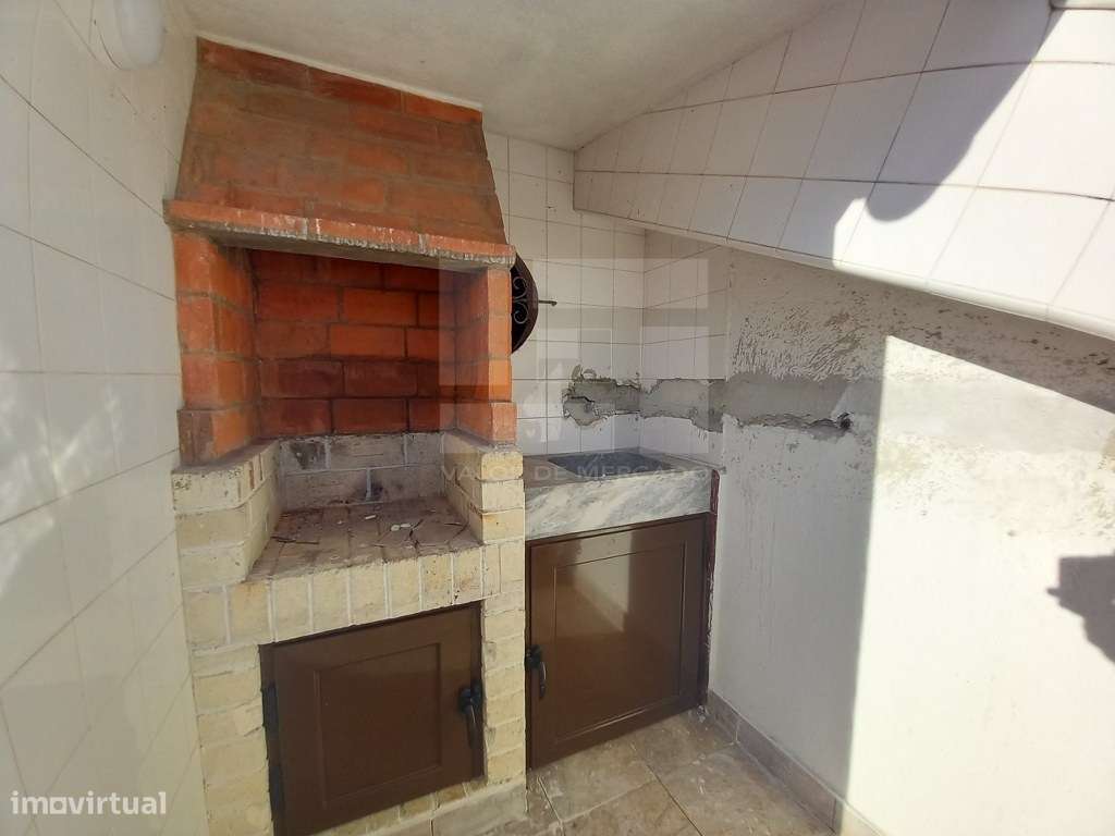 APARTAMENTO DUPLEX T3 - COSTA DA CAPARICA, 300 M DA PRAIA-34