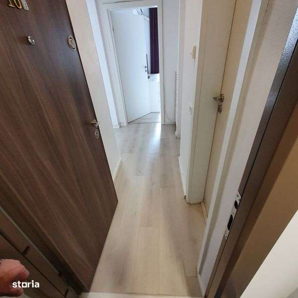 De inchiriat 2 camere Universitate , centrala proprie, 2 min  metrou. - Imagine principală: 4/8