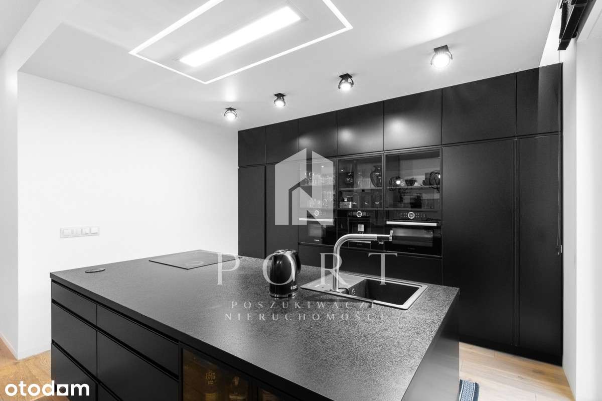 Nowoczesny dom Rumi w otulinie lasu - Pełny obrazek: 5/20