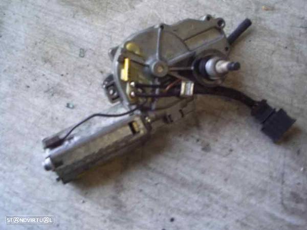 Motor de limpa oculo traseiro VOLKSWAGEN GOLF III 2.0 - 1