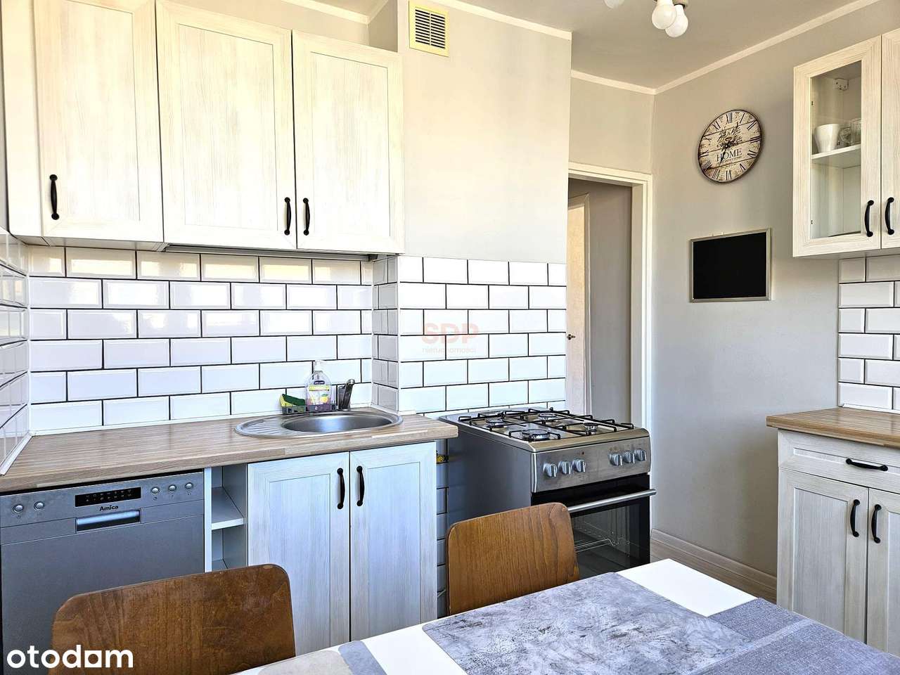 Zadbane mieszkanie w wyremontowanym budynku - Pełny obrazek: 3/12