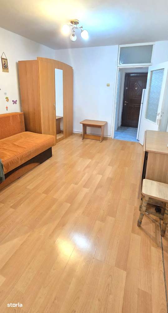Garsoniera libera, etaj 2, mobilata Alexandru - Zimbru, scara renovata-6