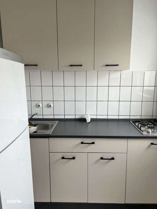 garsoniera cf 1 str siretului et 2 - Imagine principală: 4/8