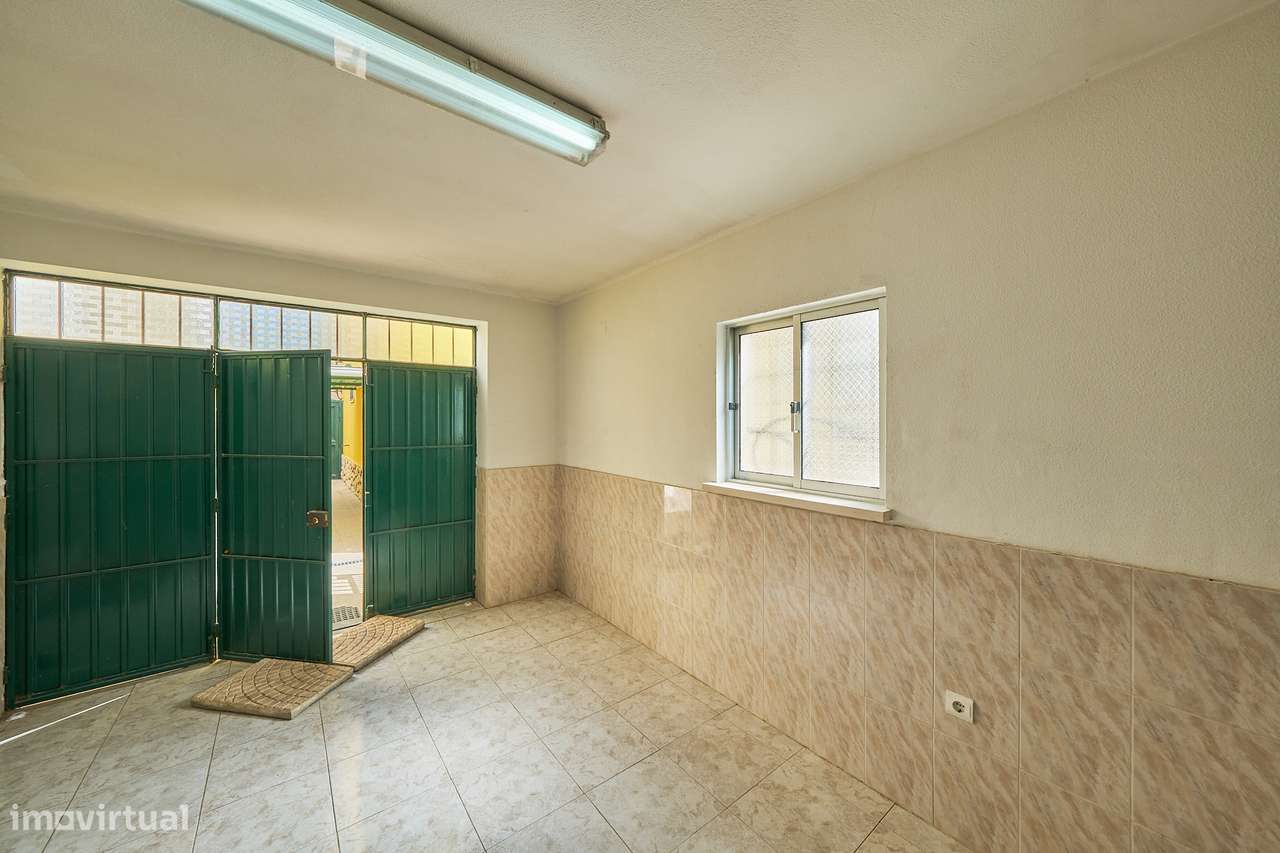 Moradia Geminada com 5 quartos - Pinhal Novo-26
