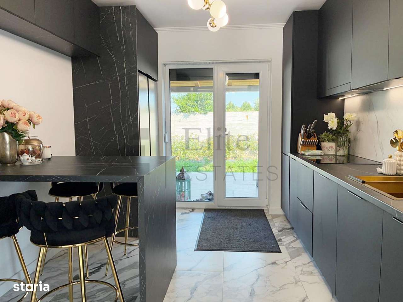 Casa premium cu 4 camere in Cartierul Episcopia din Oradea - Imagine principală: 5/20