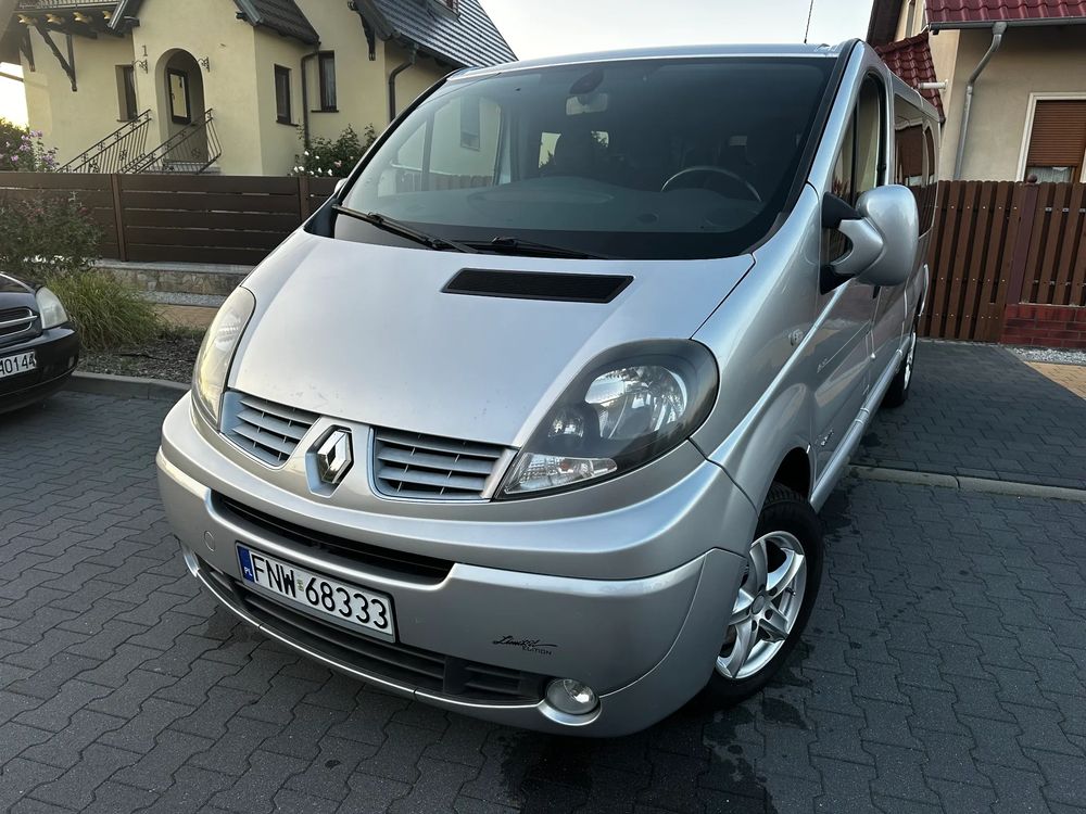 Renault Trafic II (2001-2014) Grand Passenger Black Edition 2013