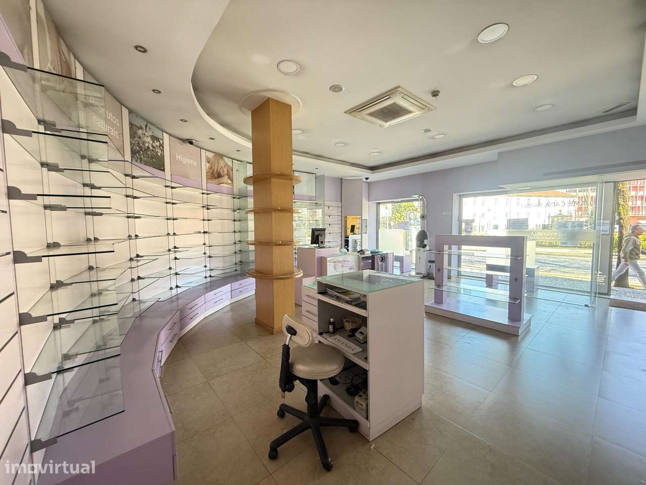 Arrendamento de Loja no Centro de Guimarães - Grande imagem: 2/13