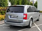 Chrysler Town & Country 3.6 Limited - 8