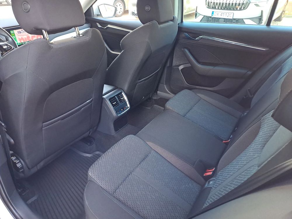 SKODA OCTAVIA Virtual ACC Indukcja Matrix 1,5eTSI 150KM Serwis ASO Salon PL VAT23%