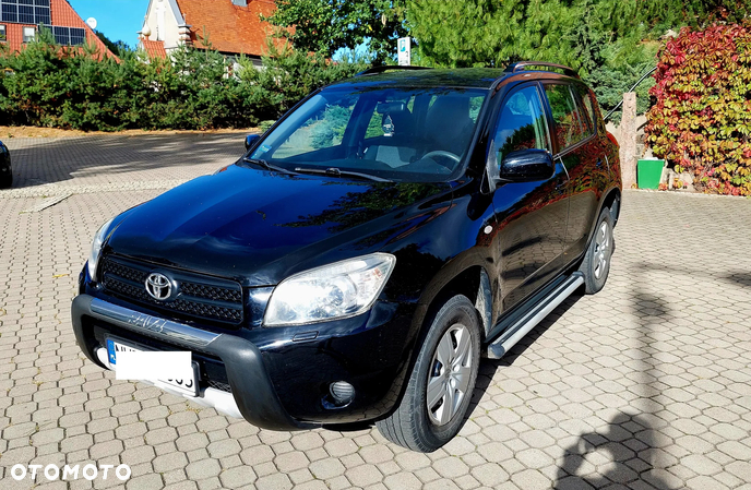 Toyota RAV4 - 9