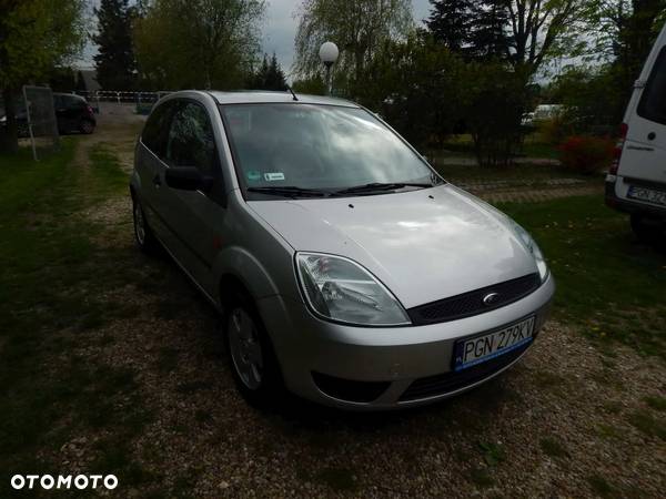 Ford Fiesta 1.25 Trend - 4