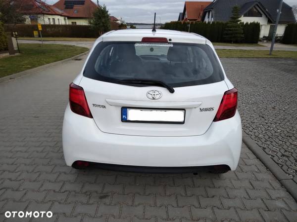 Toyota Yaris 1.0 Active - 13