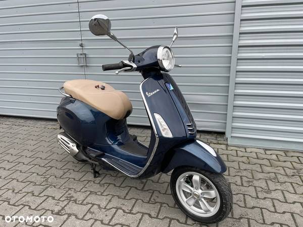 Piaggio Vespa - 1