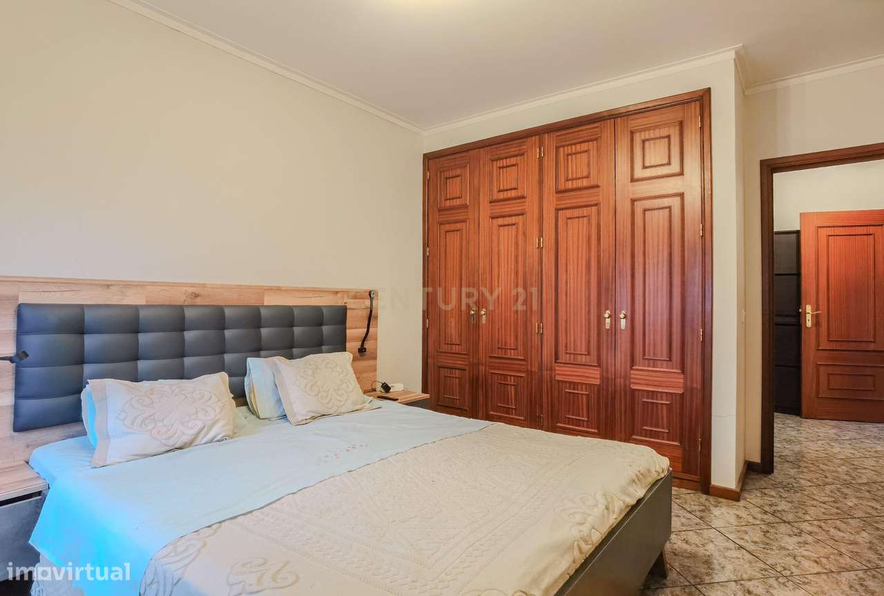 Moradia 4 frentes, T4 em Paiço, Lavra-23