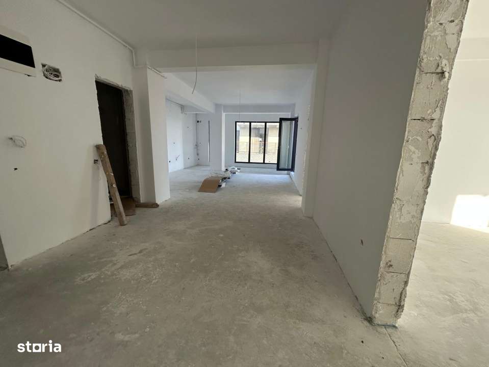 Apartament 4 camere penthouse cu terasa vedere panoramica lac Siutghio - Imagine principală: 4/9