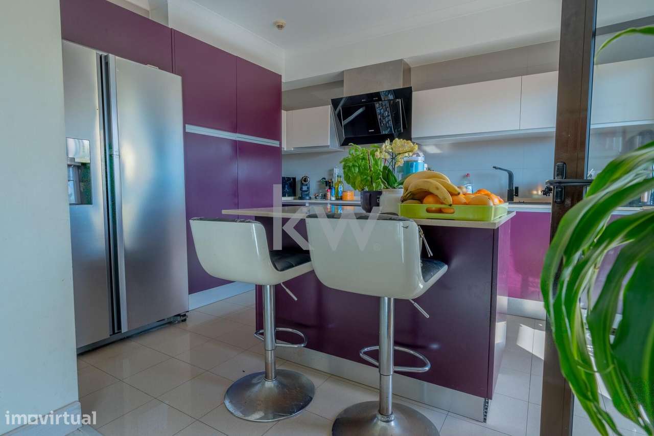 Exclusiva Moradia T3+2 nos Jardins da Parede – Conforto e Elegância Pe - Grande imagem: 4/45