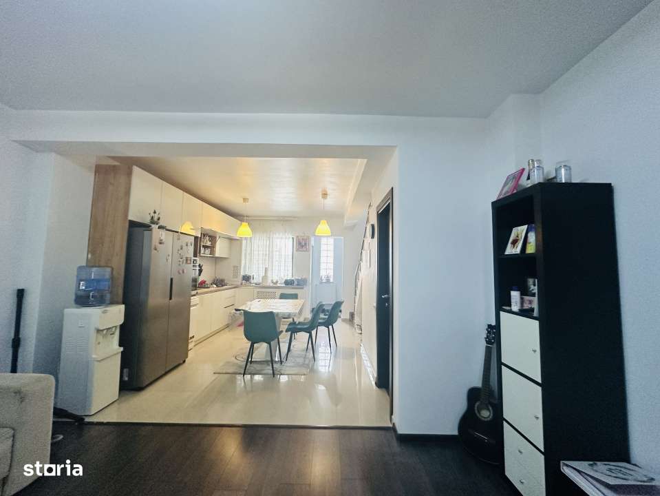 Casa superba cu 3 camere si curte langa scoala Petru Rares - Imagine principală: 5/19