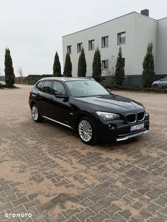 BMW X1 sDrive18d xLine - 16