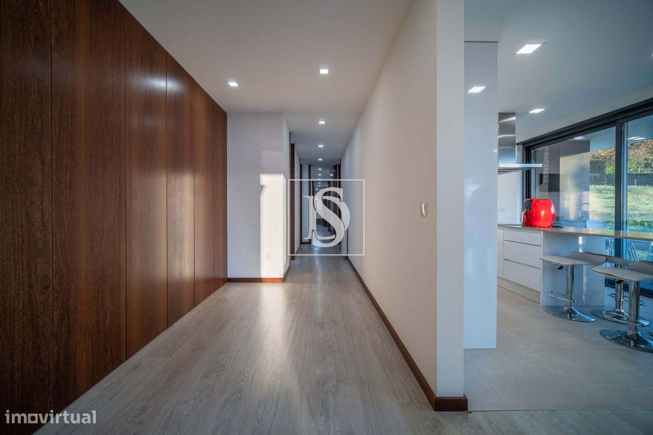 Moradia Individual T3, com jardim e vistas desafogadas-6