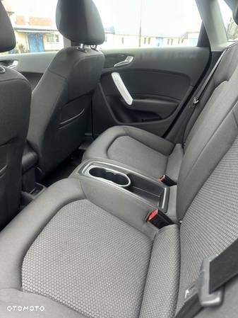 Audi A1 1.6 TDI Sportback - 9