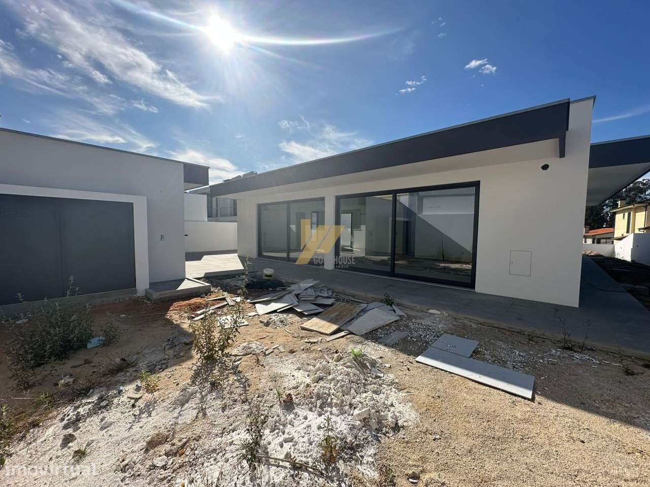 Moradias de 4 frentes de altissima qualidade - Grande imagem: 4/12