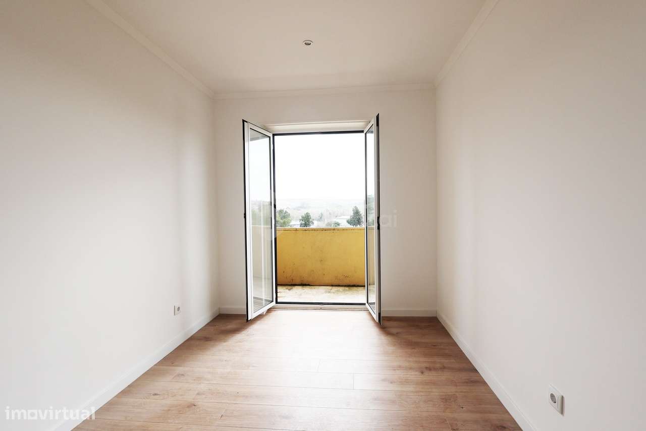 APARTAMENTO T3 EM QUELUZ – OPORTUNIDADE ÚNICA QUE VAI DESAPARECER RÁP-14