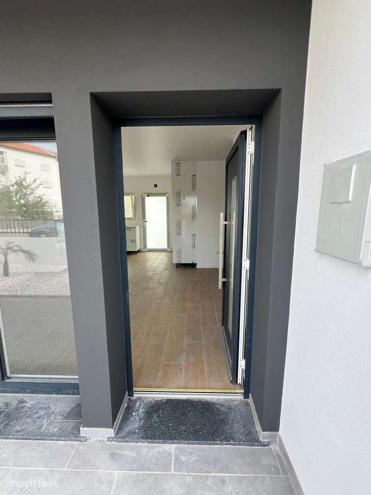 Moradia T2 Pronta a Habitar no Centro de Fátima - Preço Negociável-39