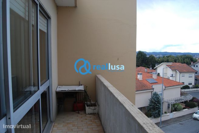 Apartamento T3 Vilar de Andorinho Vila Nova de Gaia-12