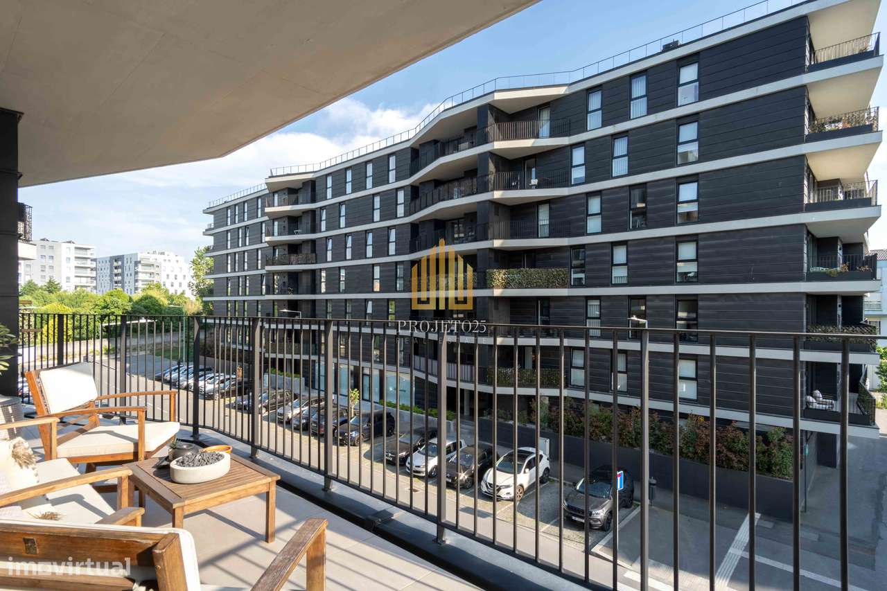 Luxuoso T2 Green Terrace, com grande varanda, zonas verdes e jardins.-26
