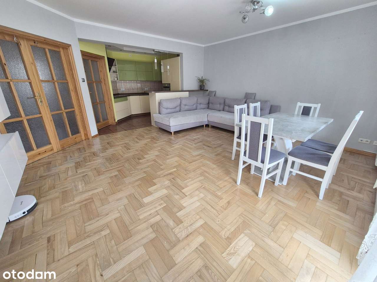 3 pokojowe mieszkanie/pow. 75 m2/ II-piętro/ klimatyzacja, oc miejskie-2