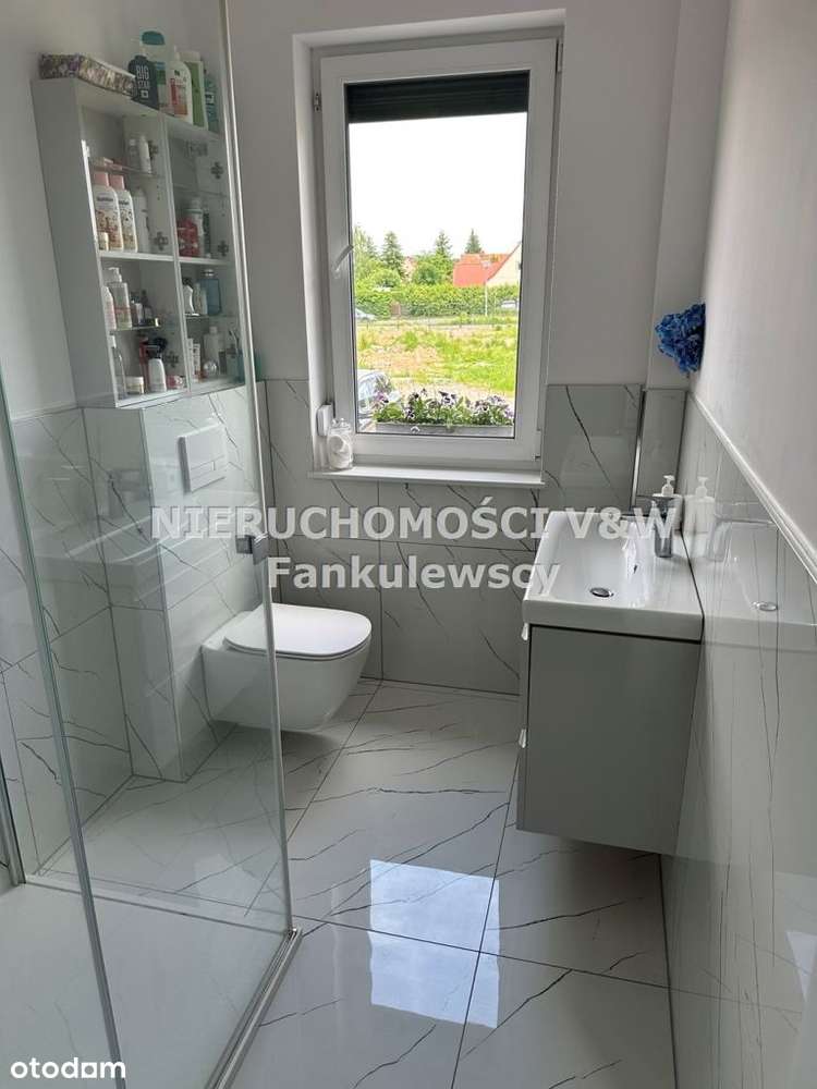 Luksusowa połowa domu w zabudowie bliźniaczej-19