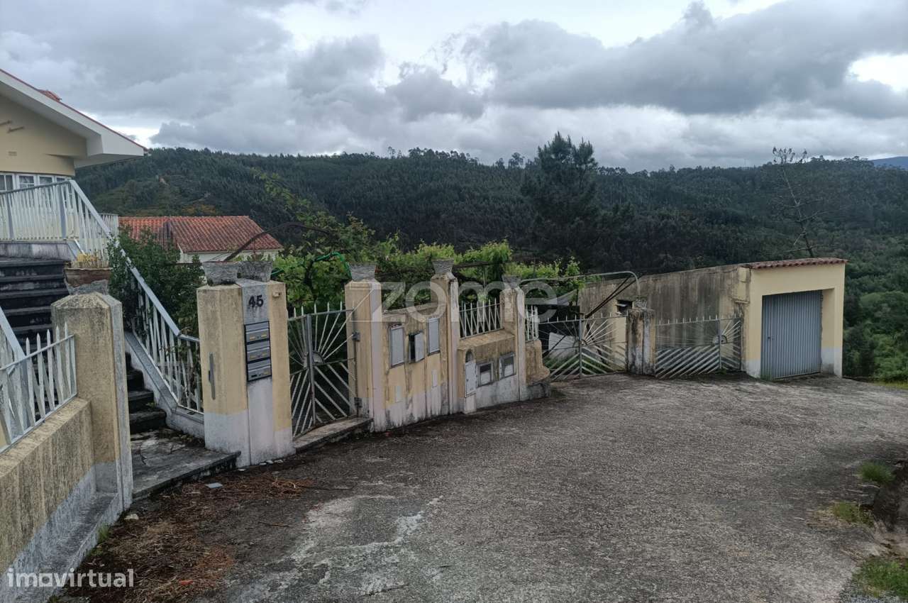 Moradia T5 c/ Piscina Privada e Amplo Espaço Exterior – Arganil - Grande imagem: 2/23