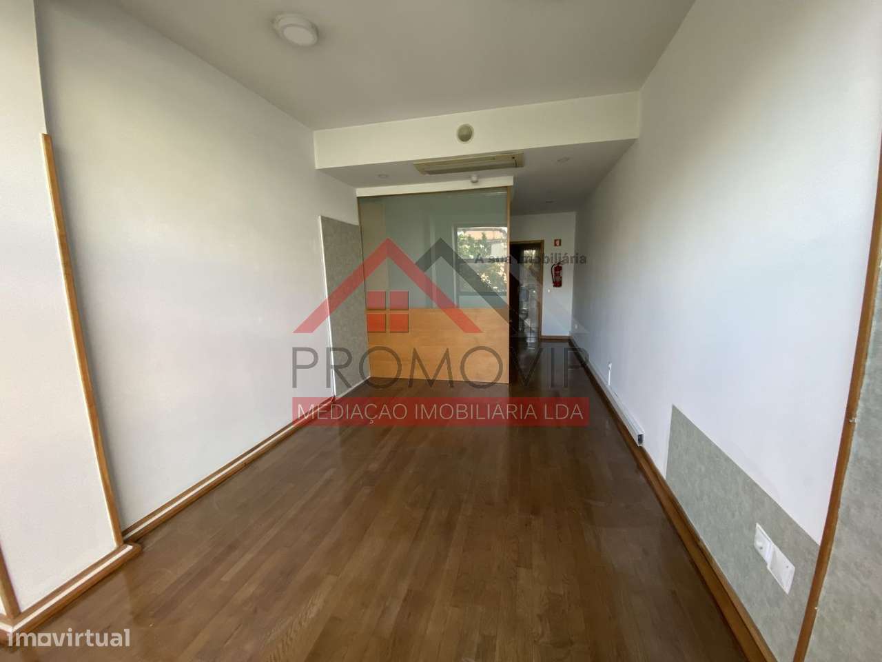 Escritório Centro de Santo Tirso - Grande imagem: 2/10