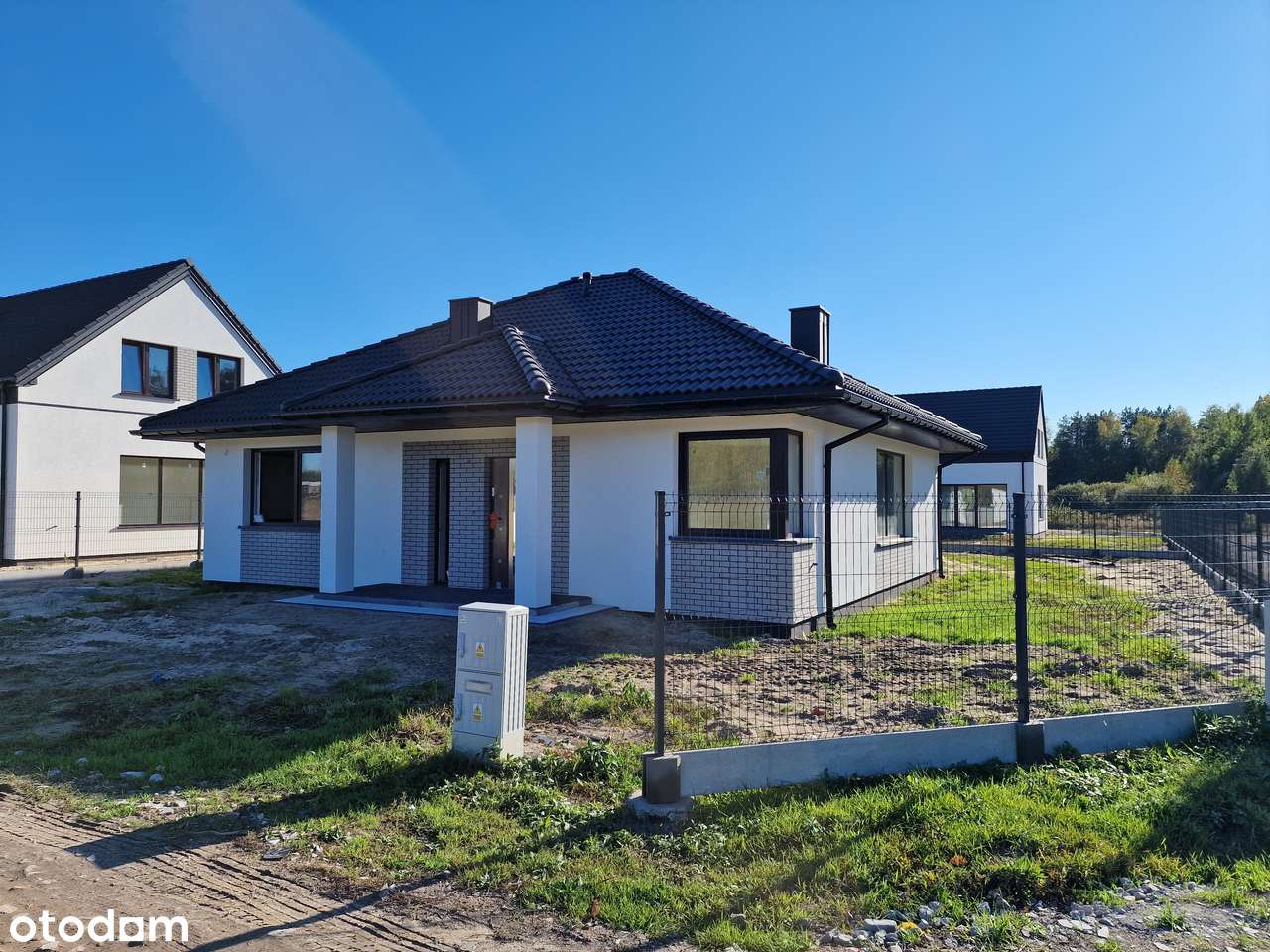 Nowoczesny Dom Wolnostojący-1