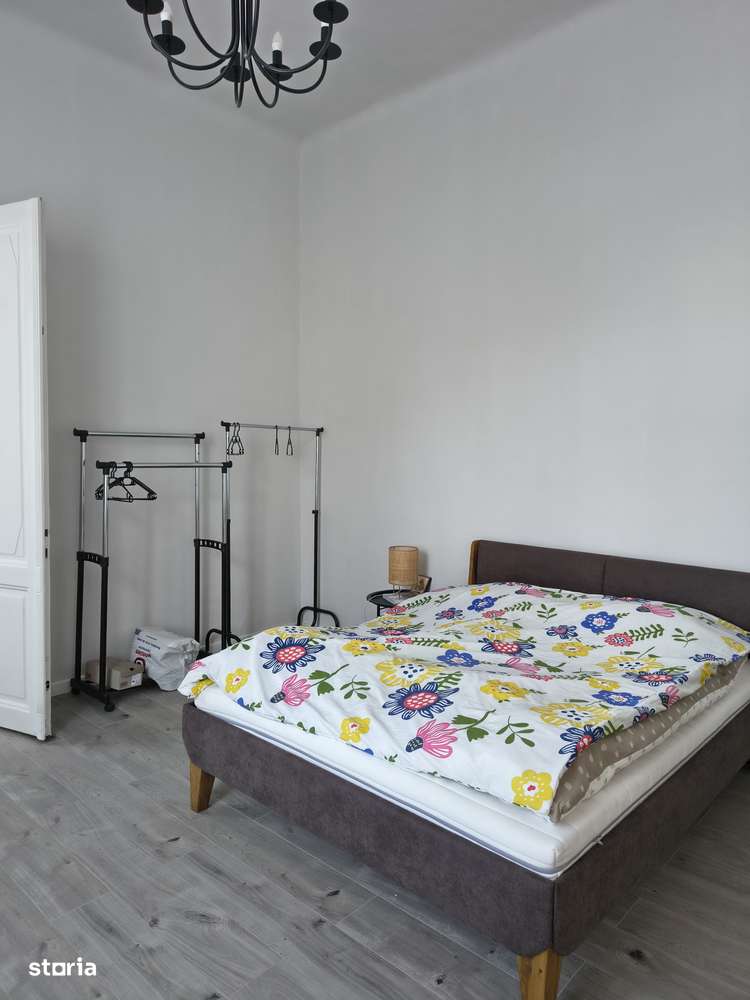 Apartament 3 camere ,67 mp zona Tribunal-1