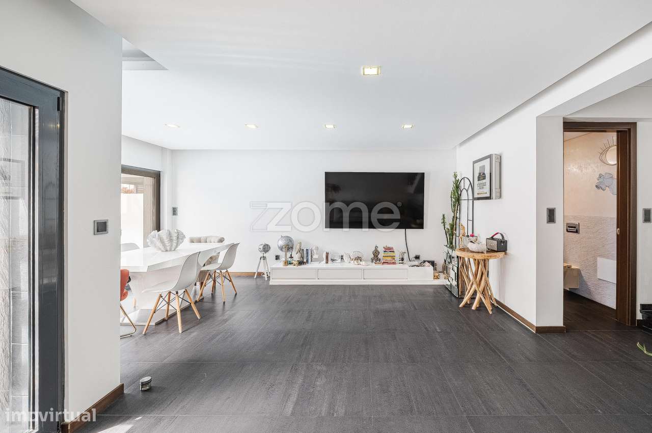 Moradia T3+1 em Condomínio Privado | Oeiras-15