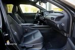 Lexus UX 250h - 27
