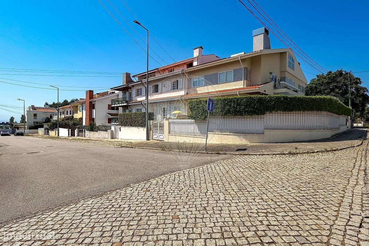 Moradia T4 para venda-27