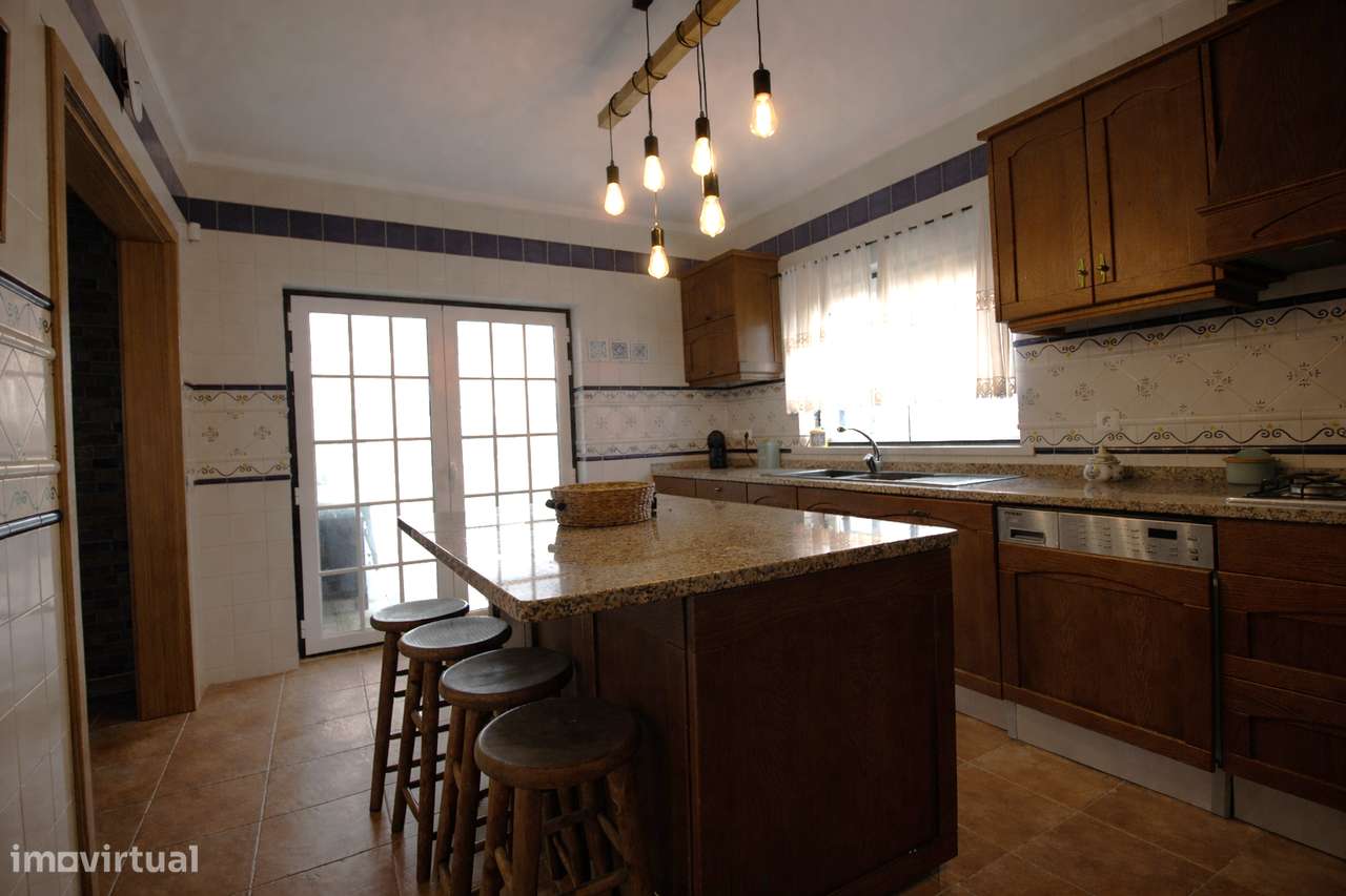 Moradia T4 com Terreno-4