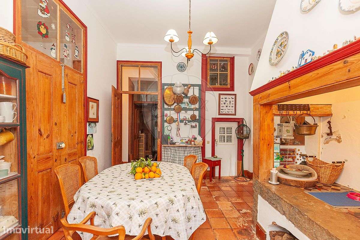 Moradia T4 para venda-10