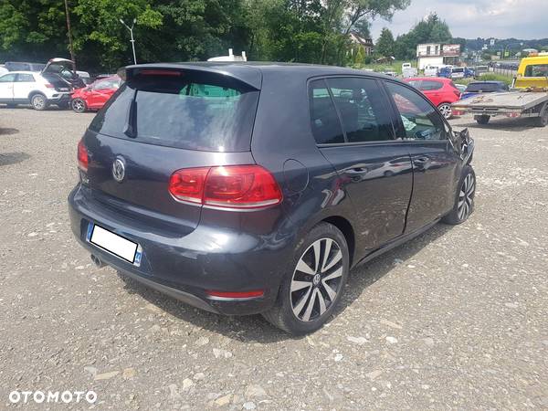 Volkswagen Golf 2.0 TDI DPF DSG GTD - 2