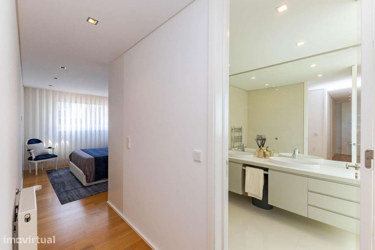 T3 de Luxo na 1.ª Linha de Mar, Madalena ,170m2 Úteis ,Box 69m2...-25