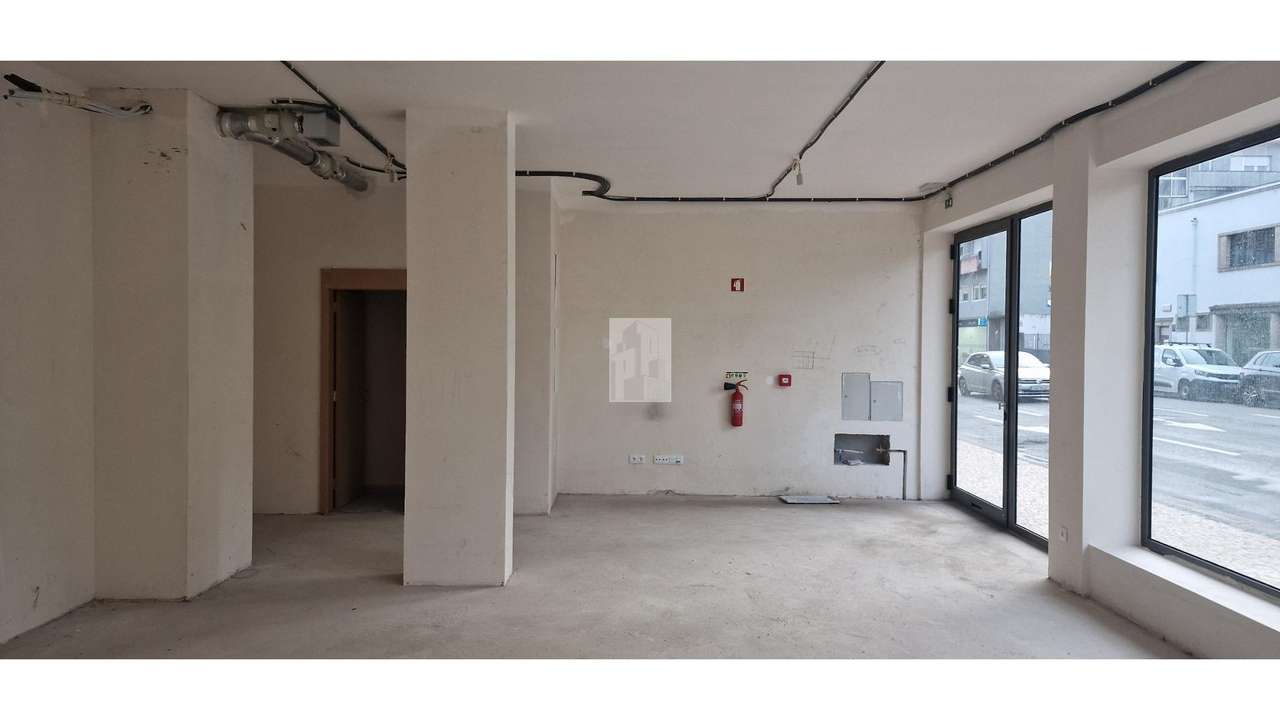 Loja em Porto - Grande imagem: 4/6